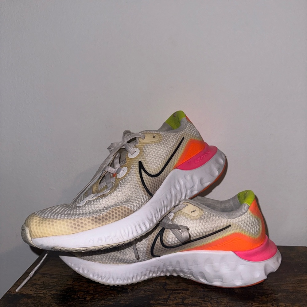 Nike Renew Gym Trainers - Gym Shoes